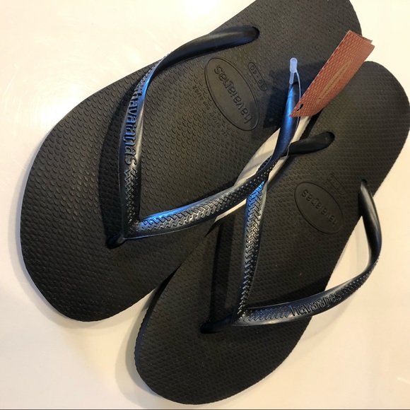 slim fit flip flops